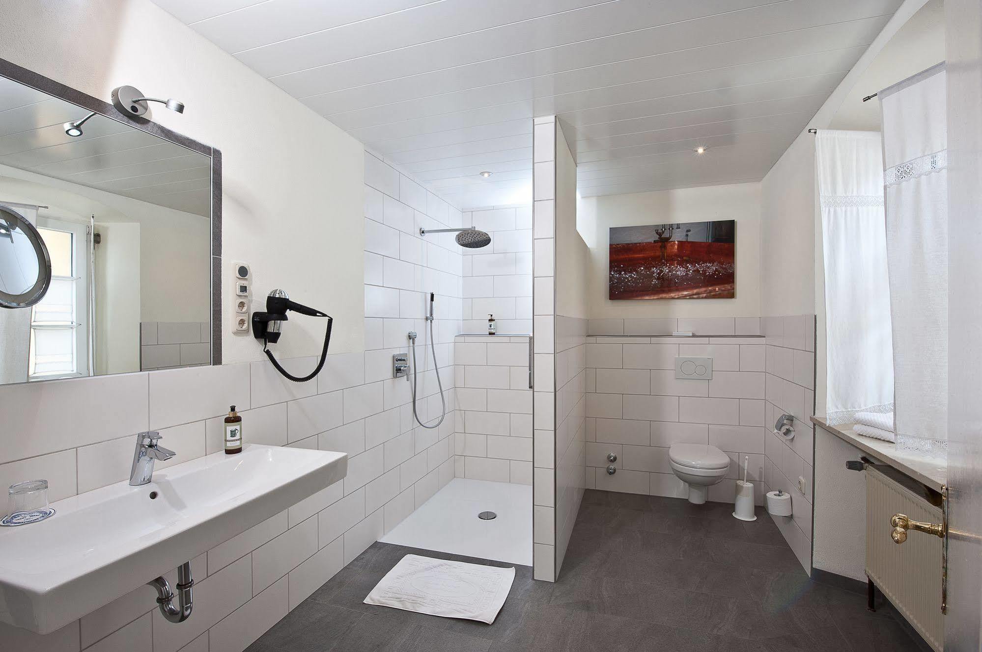 Hotel & Brauereigasthof Drei Kronen Memmelsdorf Bagian luar foto