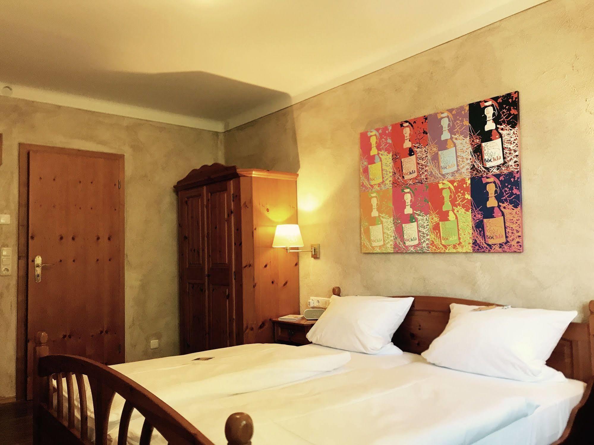 Hotel & Brauereigasthof Drei Kronen Memmelsdorf Bagian luar foto