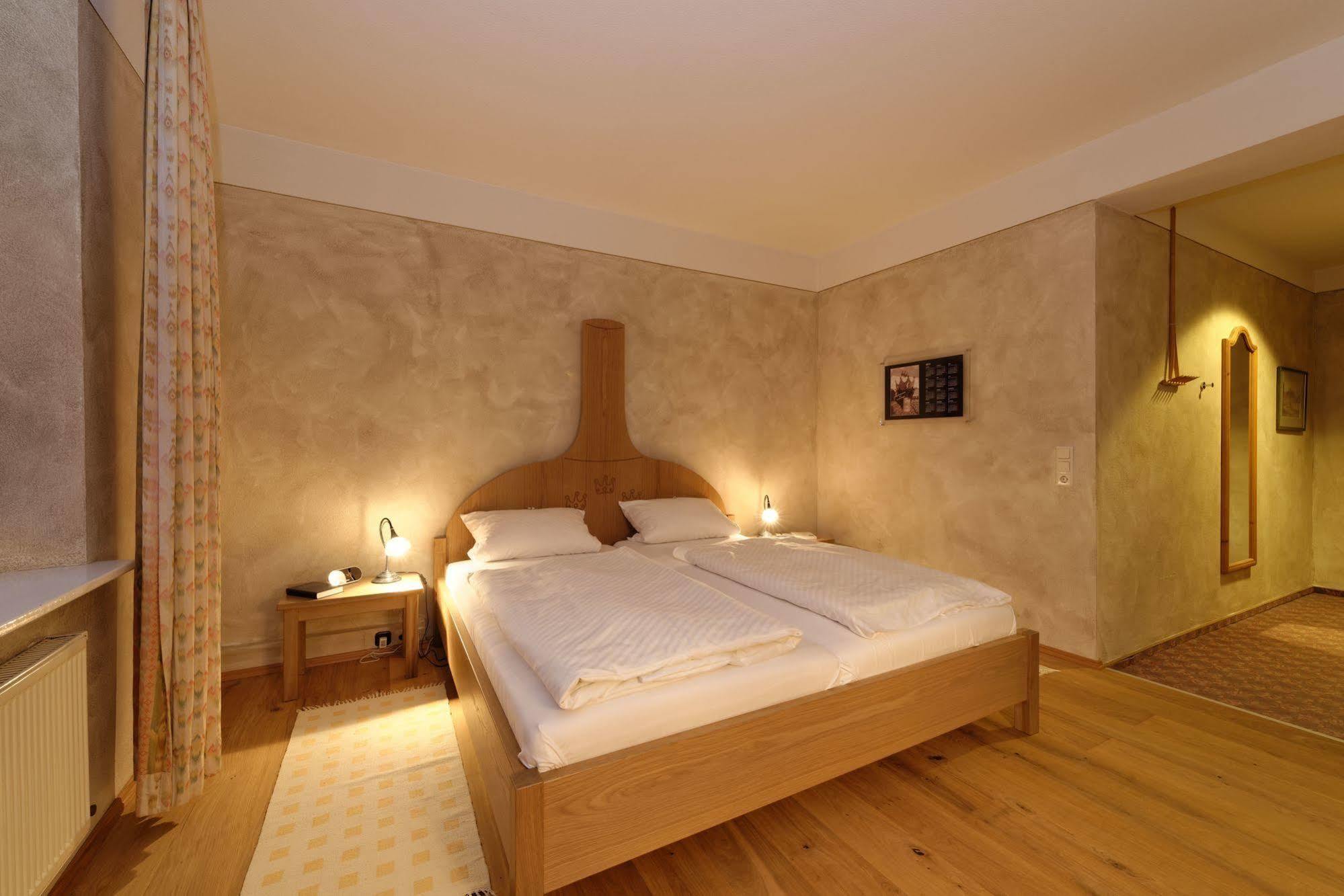 Hotel & Brauereigasthof Drei Kronen Memmelsdorf Bagian luar foto